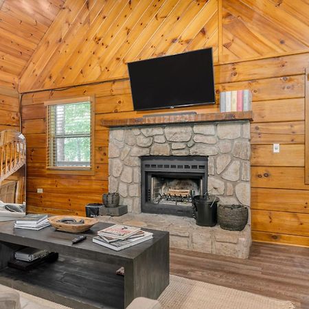 Dudley IV By Avantstay Cosy Cabin W Hot Tub Sweeping Views Pigeon Forge Luaran gambar