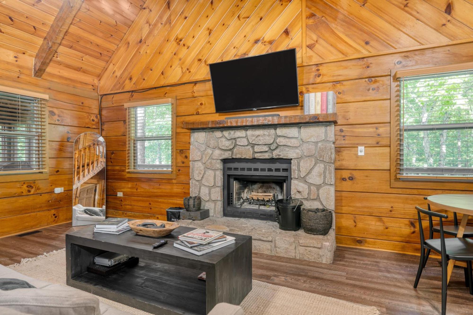 Dudley IV By Avantstay Cosy Cabin W Hot Tub Sweeping Views Pigeon Forge Luaran gambar