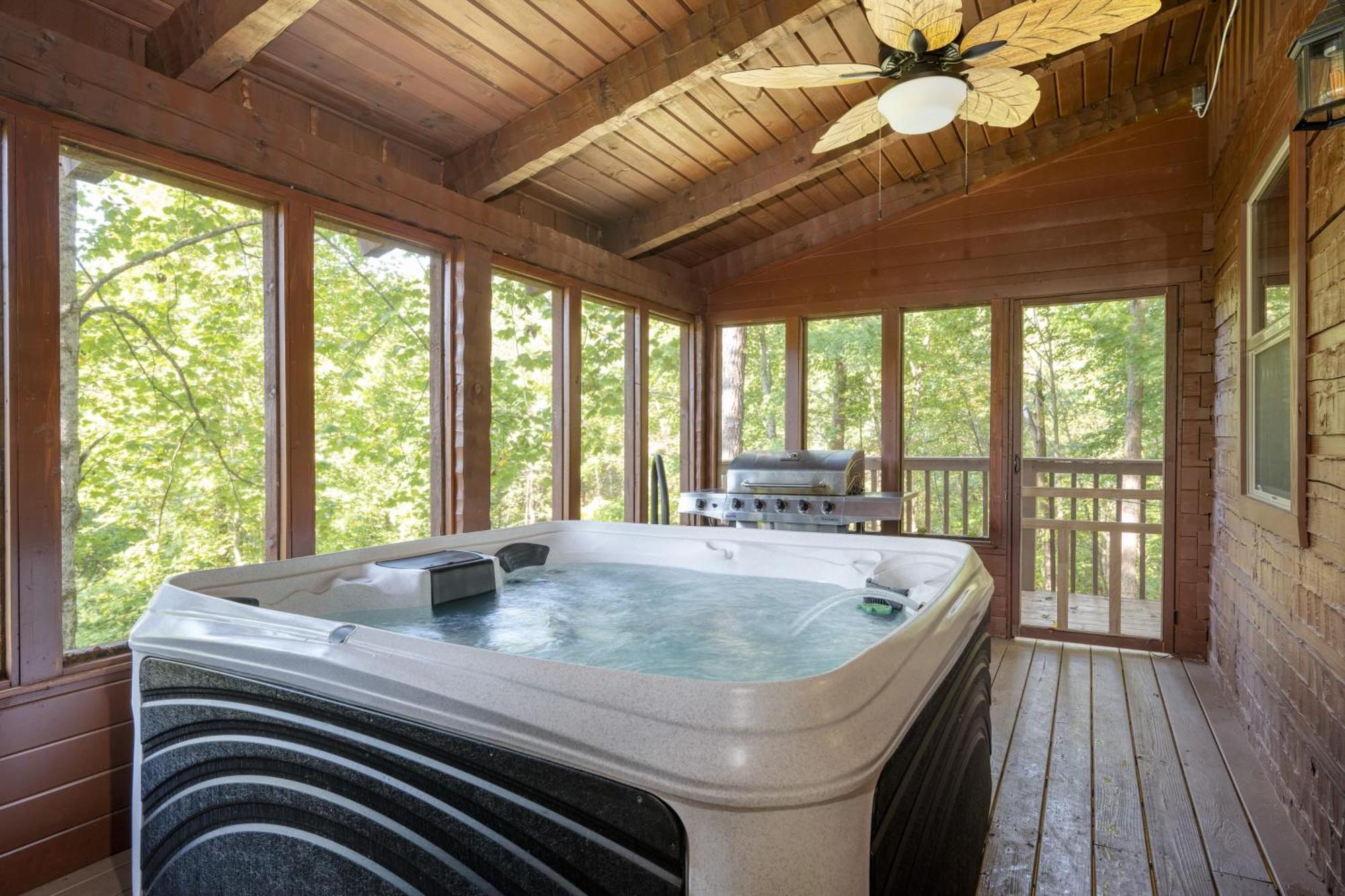 Dudley IV By Avantstay Cosy Cabin W Hot Tub Sweeping Views Pigeon Forge Luaran gambar