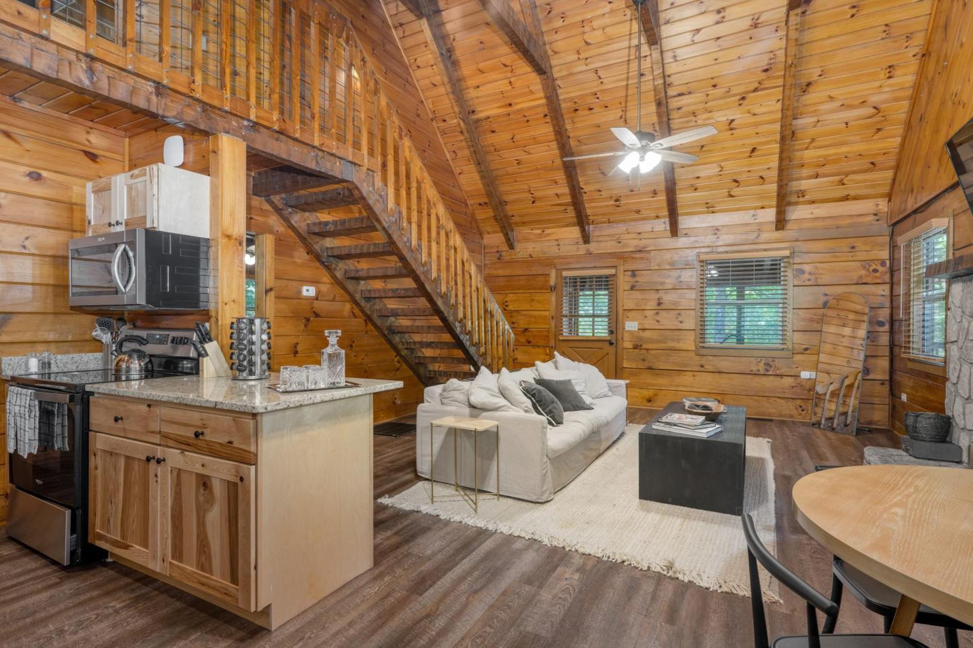 Dudley IV By Avantstay Cosy Cabin W Hot Tub Sweeping Views Pigeon Forge Luaran gambar
